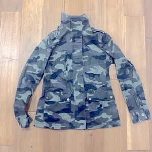 Love Tree Lightweight Camouflage Jacket Size Small